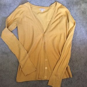 Mustard cardigan✨